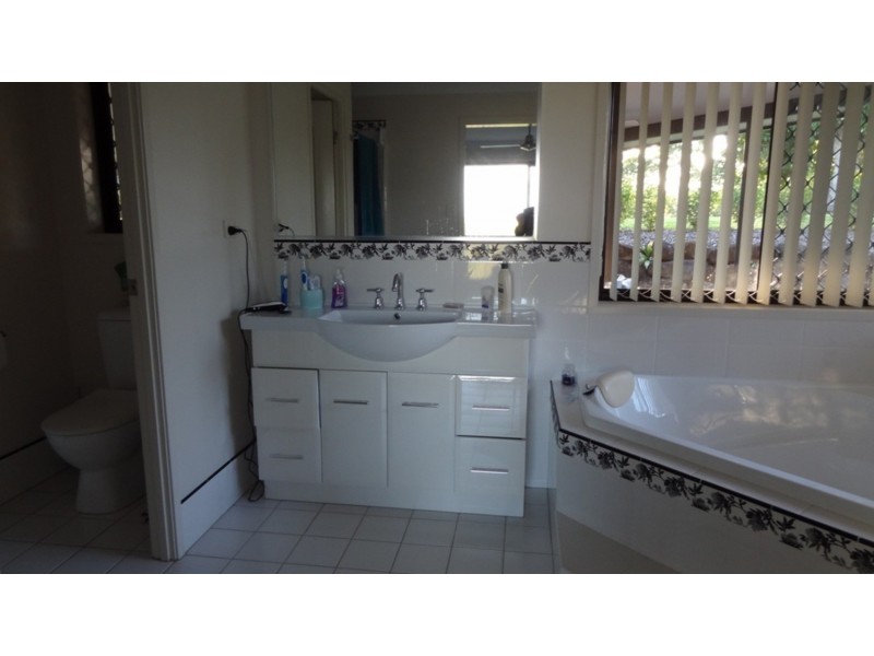1029 Tamarind Drive, Tintenbar NSW 2478