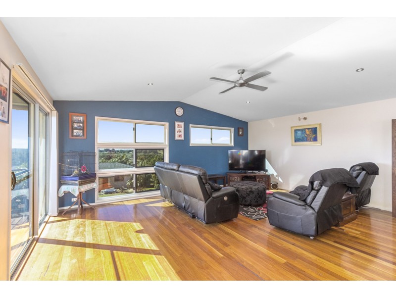 2/2 Cummings Crescent, Cumbalum NSW 2478