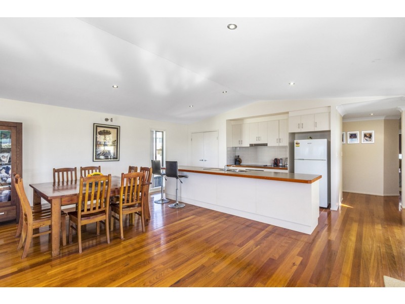 2/2 Cummings Crescent, Cumbalum NSW 2478
