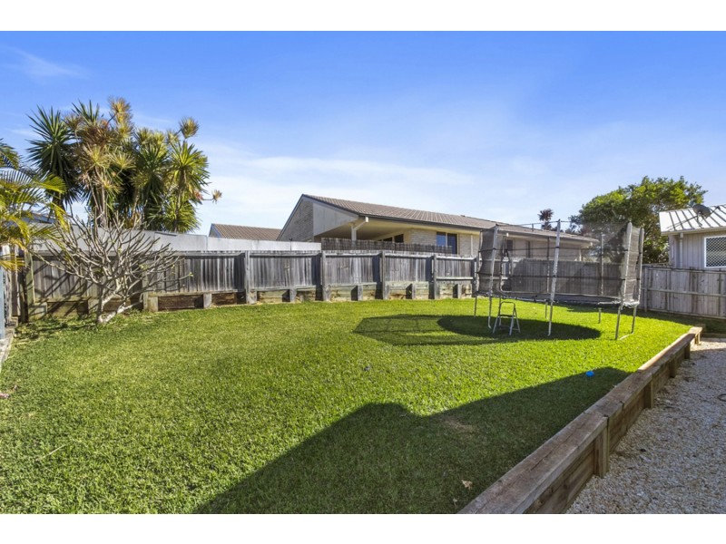 2/2 Cummings Crescent, Cumbalum NSW 2478