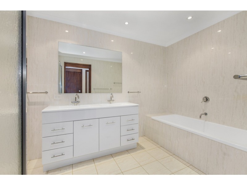 18 Casuarina Road, East Ballina NSW 2478