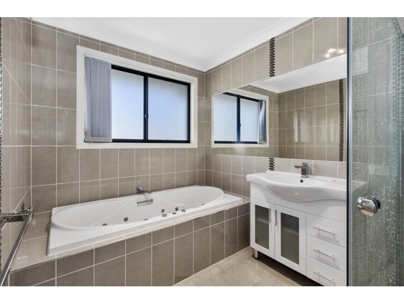 1 Higgins Place, Cumbalum NSW 2478