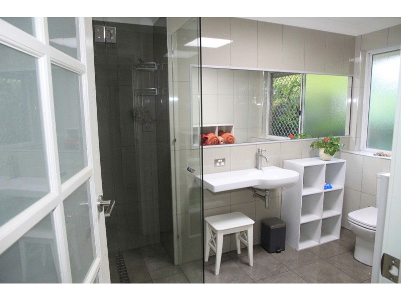 34 Valley Drive, Alstonville NSW 2477