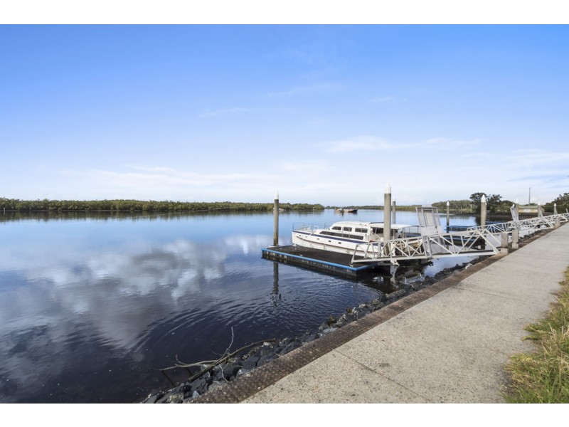 2/83 Burns Point Ferry Road, West Ballina NSW 2478