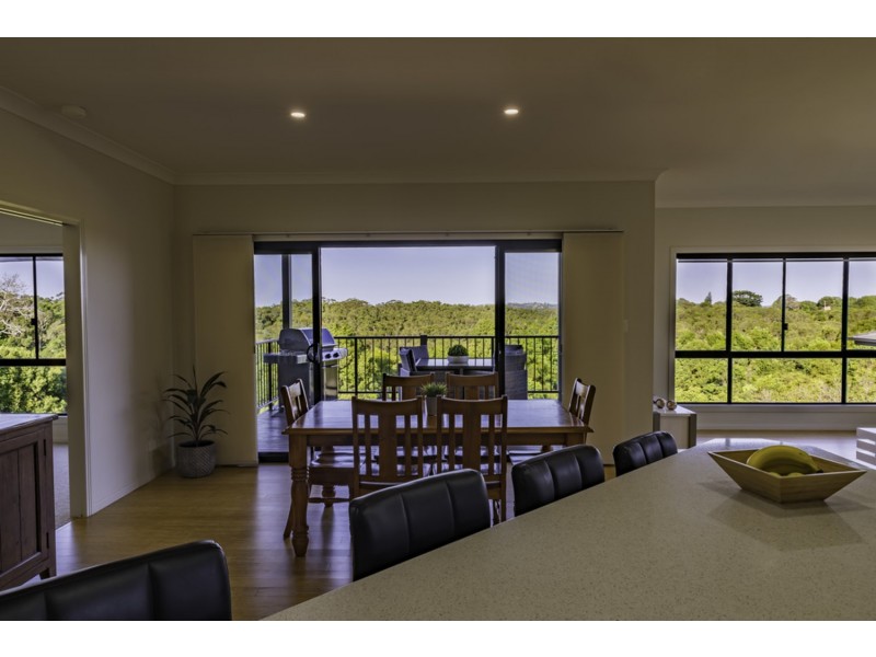 6 Higgins Place, Cumbalum NSW 2478