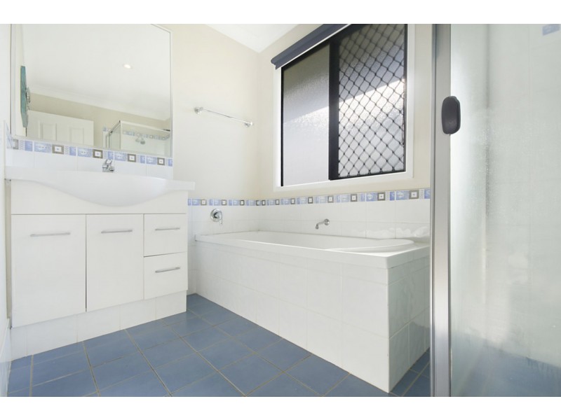 12 Madden Place, Cumbalum NSW 2478