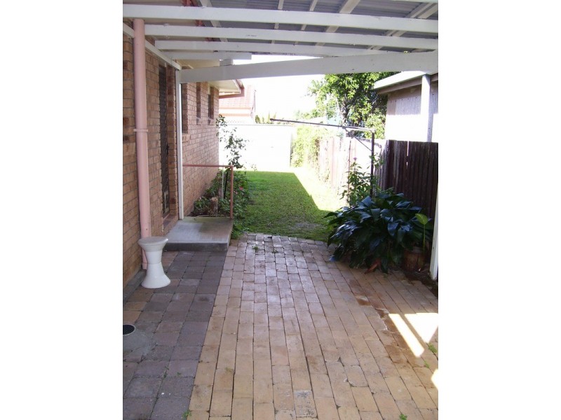 2/14 Mariners Crescent, Banora Point NSW 2486