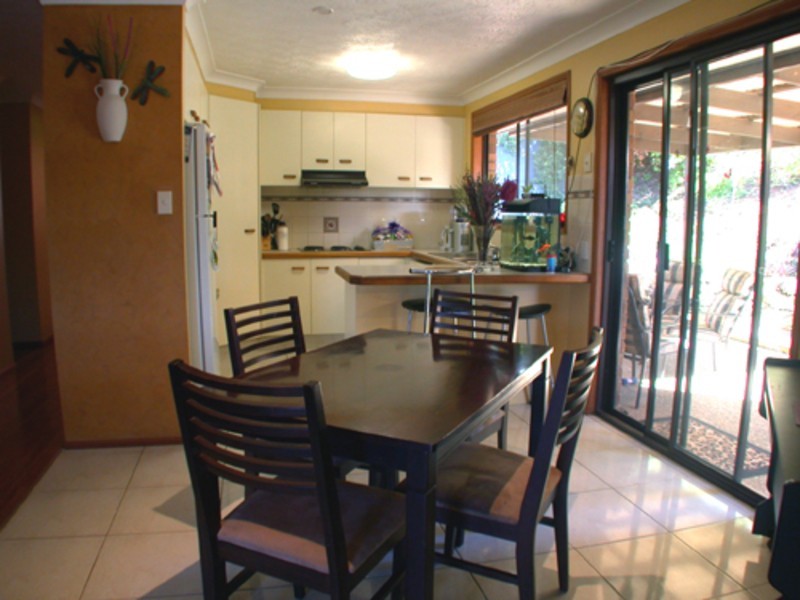 2/12 Kildare Drive, Banora Point NSW 2486