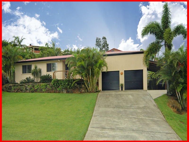 2 Bushland Drive, Banora Point NSW 2486