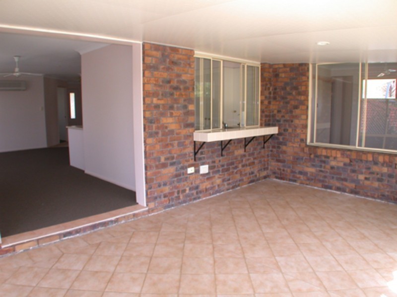 35 Kildare Drive, Banora Point NSW 2486