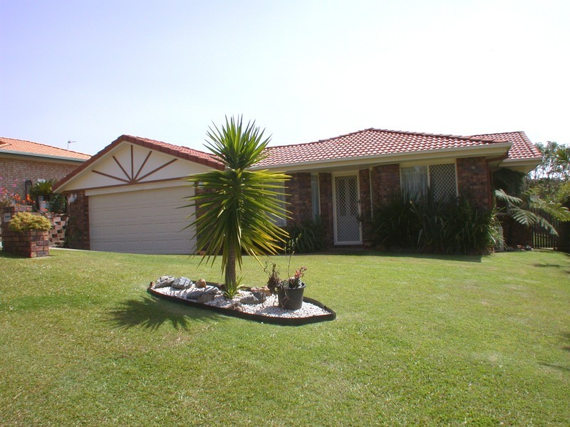 35 Kildare Drive, Banora Point NSW 2486
