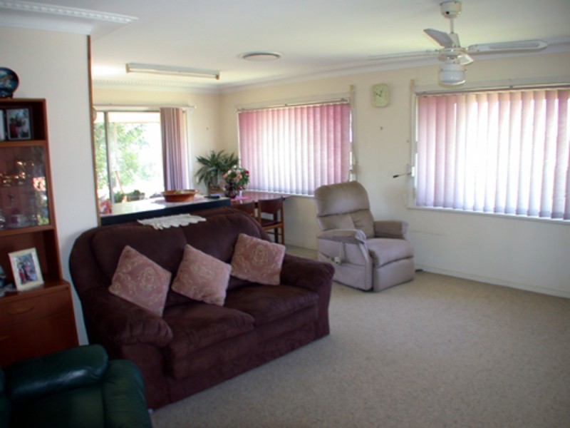 48 Pioneer Parade, Banora Point NSW 2486