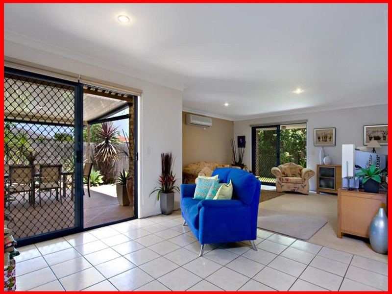 30 Shallow Bay Drive, Tweed Heads South NSW 2486