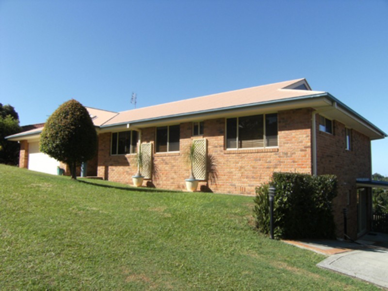 13 Tyrone Terrace, Banora Point NSW 2486