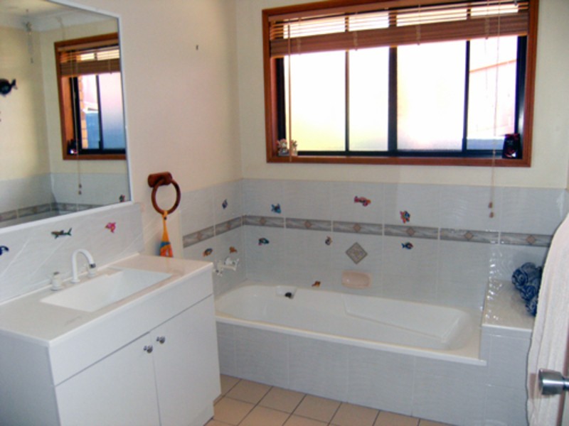 2/12 Kildare Drive, Banora Point NSW 2486