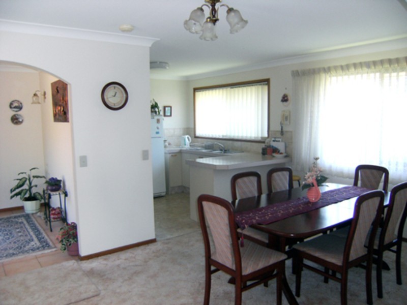 2/2 Gleneagles Place, Banora Point NSW 2486