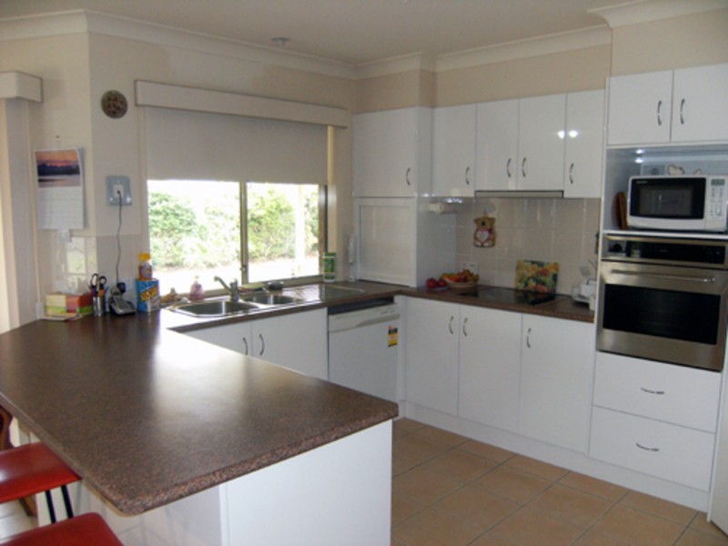 13 Yarra Close, Banora Point NSW 2486