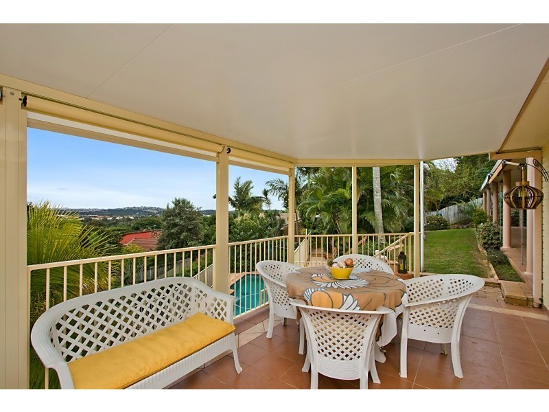 4 Castlecrag Avenue, Banora Point NSW 2486