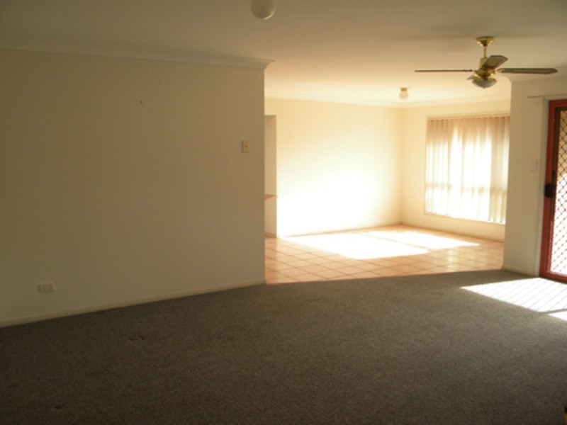 2/51 Kildare Drive, Banora Point NSW 2486