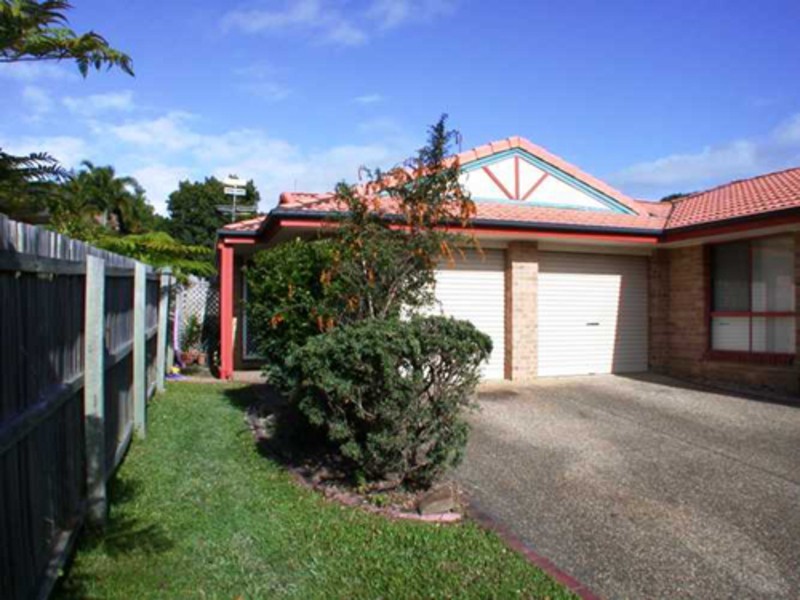 2/51 Kildare Drive, Banora Point NSW 2486
