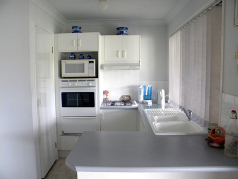 2/13 Kentia Crescent, Banora Point NSW 2486