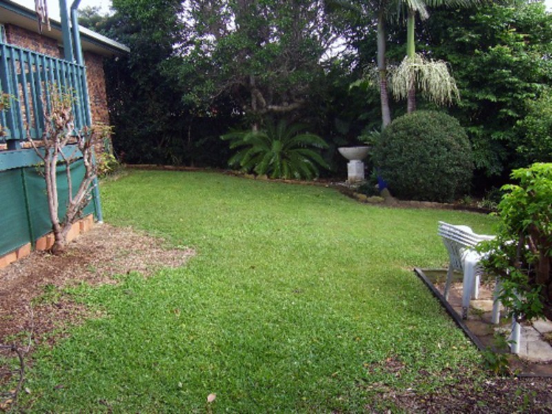 21 Honeymyrtle Drive, Banora Point NSW 2486