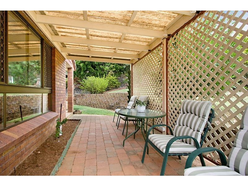 1/2 Gleneagles Place, Banora Point NSW 2486