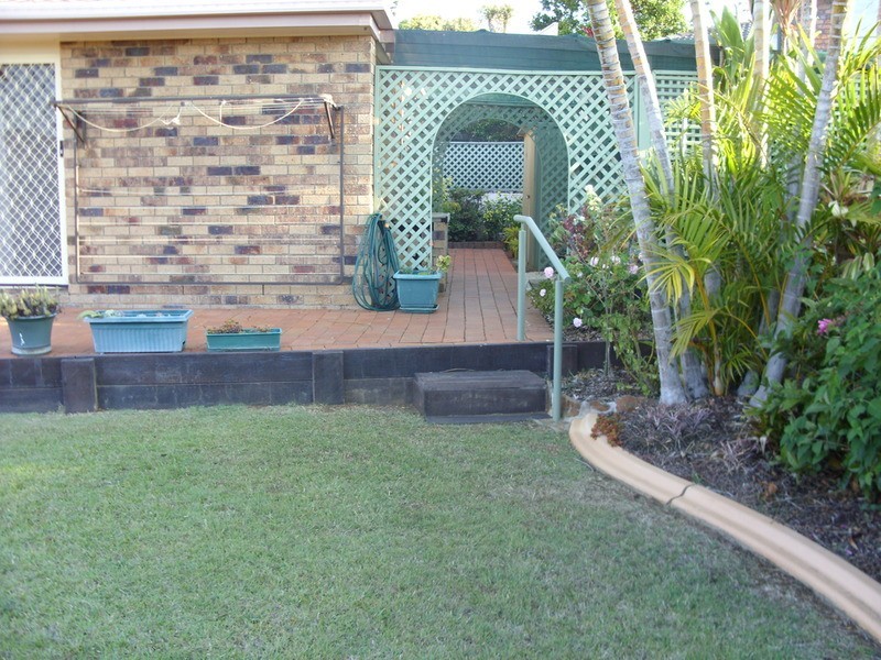 25 Ash Drive, Banora Point NSW 2486