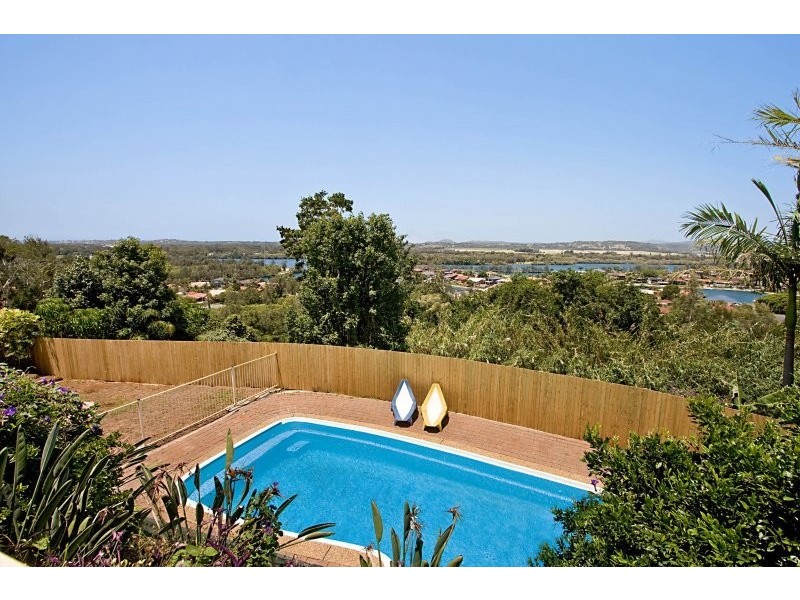 5 Goonal Place, Banora Point NSW 2486