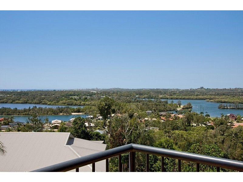 5 Goonal Place, Banora Point NSW 2486