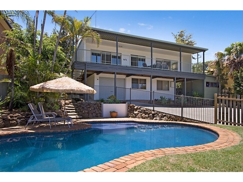 15 Old Ferry Road, Banora Point NSW 2486