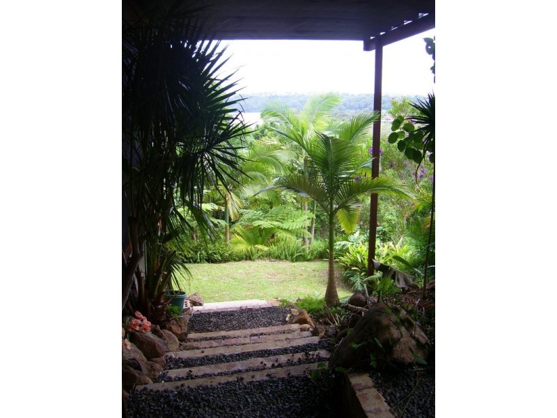 30 Lakeview Parade, Tweed Heads South NSW 2486