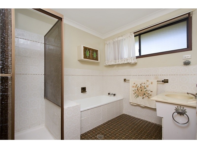 7 Pileena Street, Banora Point NSW 2486