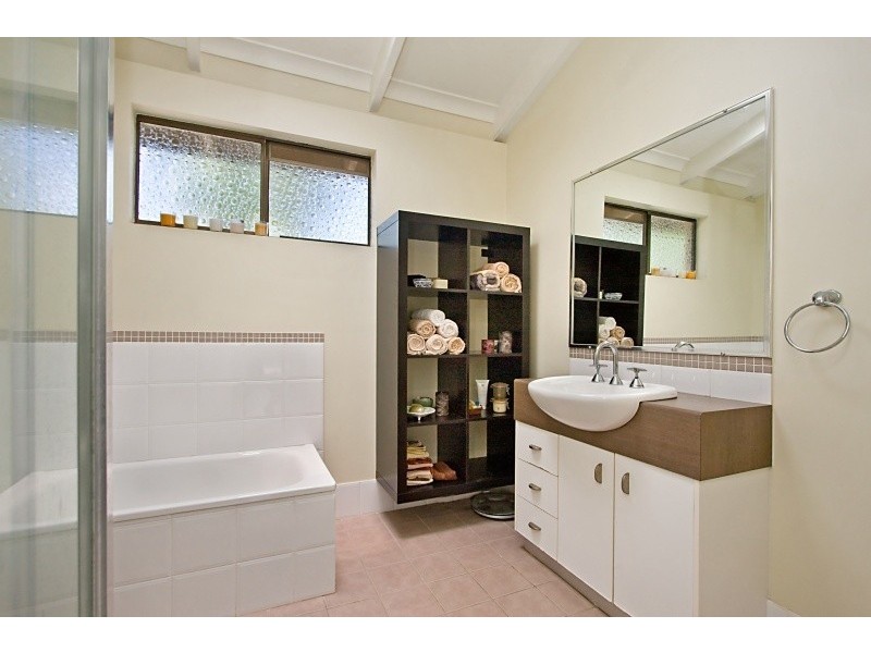 124 Peninsula Drive, Bilambil Heights NSW 2486