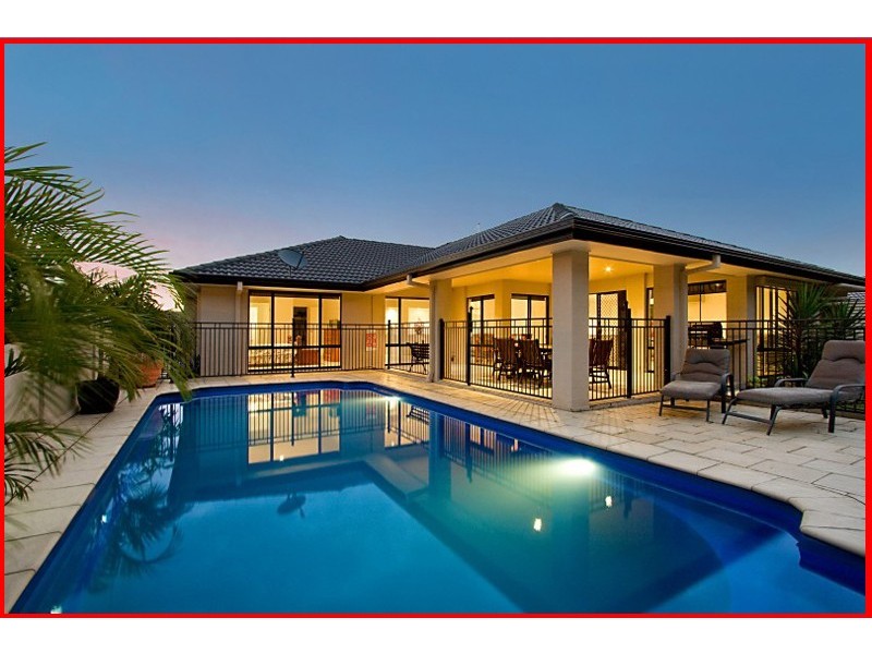 4 Traminer Court, Banora Point NSW 2486