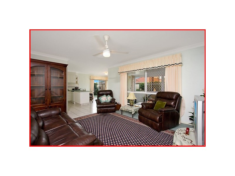 12 Kentia Crescent, Banora Point NSW 2486