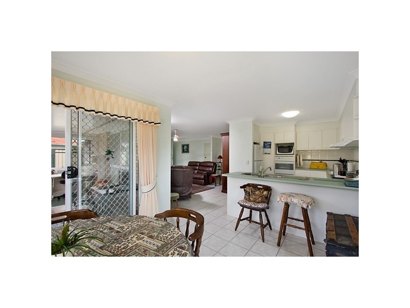 12 Kentia Crescent, Banora Point NSW 2486