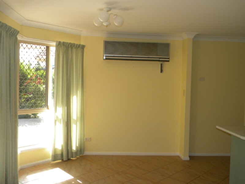 1/6 Alpina Place, Banora Point NSW 2486