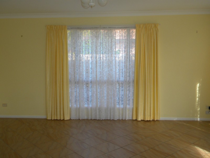 1/6 Alpina Place, Banora Point NSW 2486