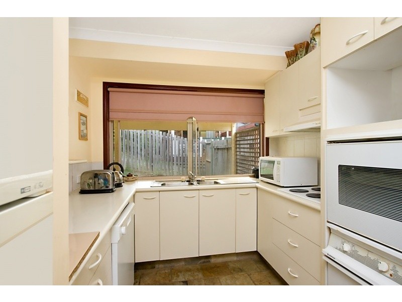 28 Bushland Drive, Banora Point NSW 2486