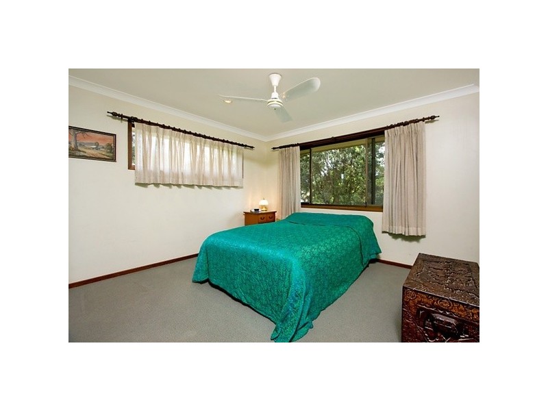 4 Birnam Place, Banora Point NSW 2486