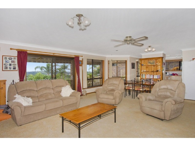 157 Pioneer Parade, Banora Point NSW 2486