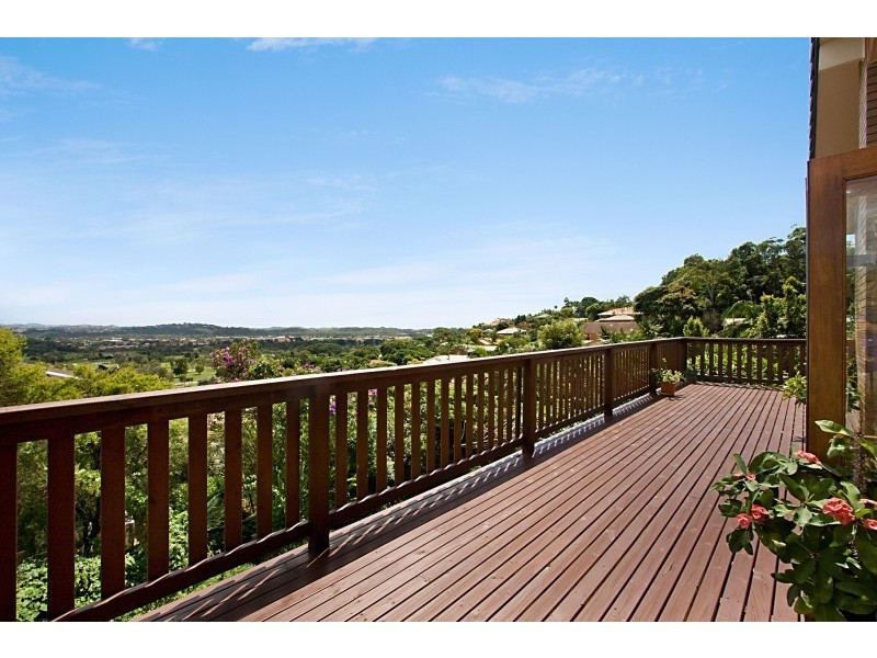 19 Durigan Place, Banora Point NSW 2486