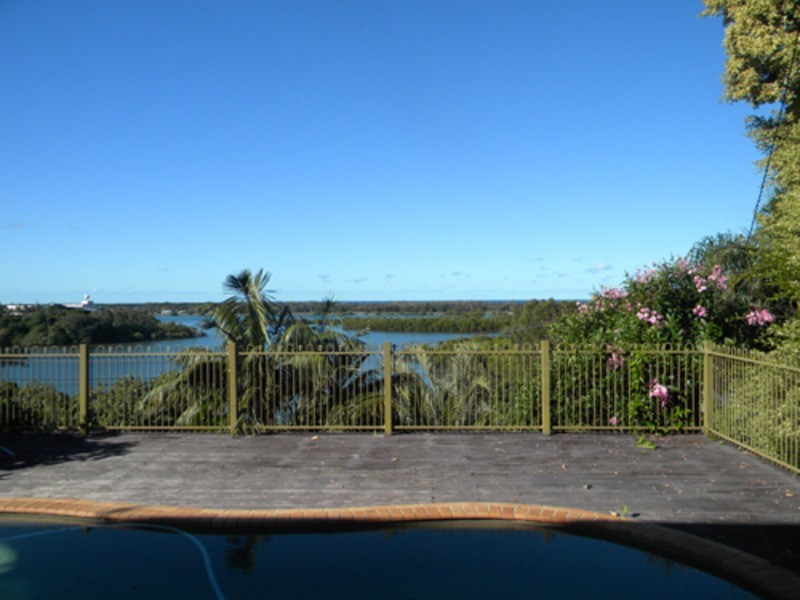 3 Fairway Drive, Banora Point NSW 2486