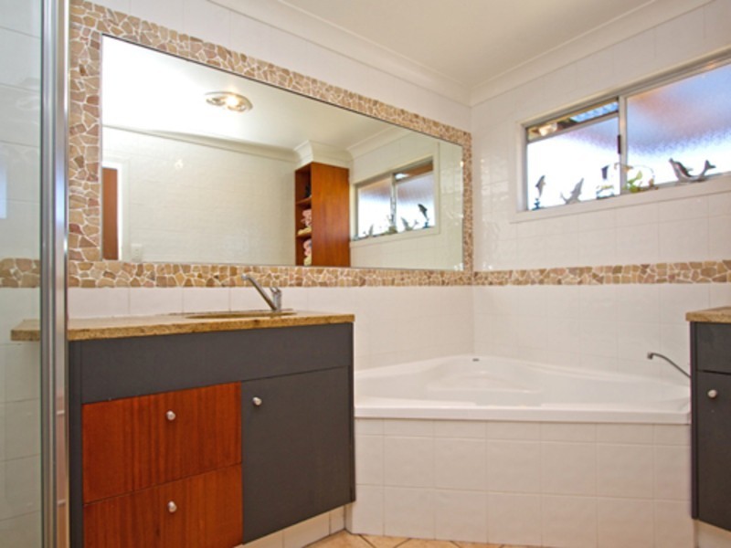 10 Sunset Boulevard, Tweed Heads West NSW 2485
