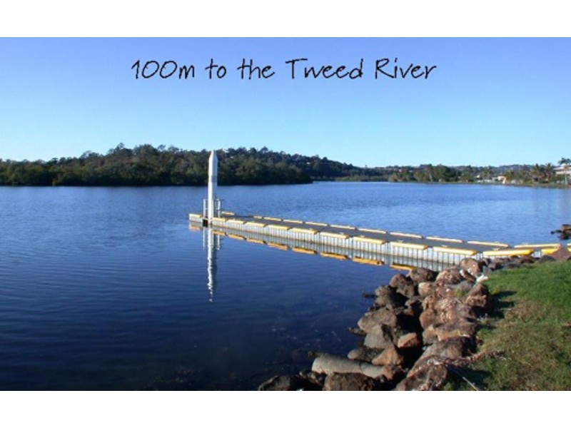 10 Sunset Boulevard, Tweed Heads West NSW 2485