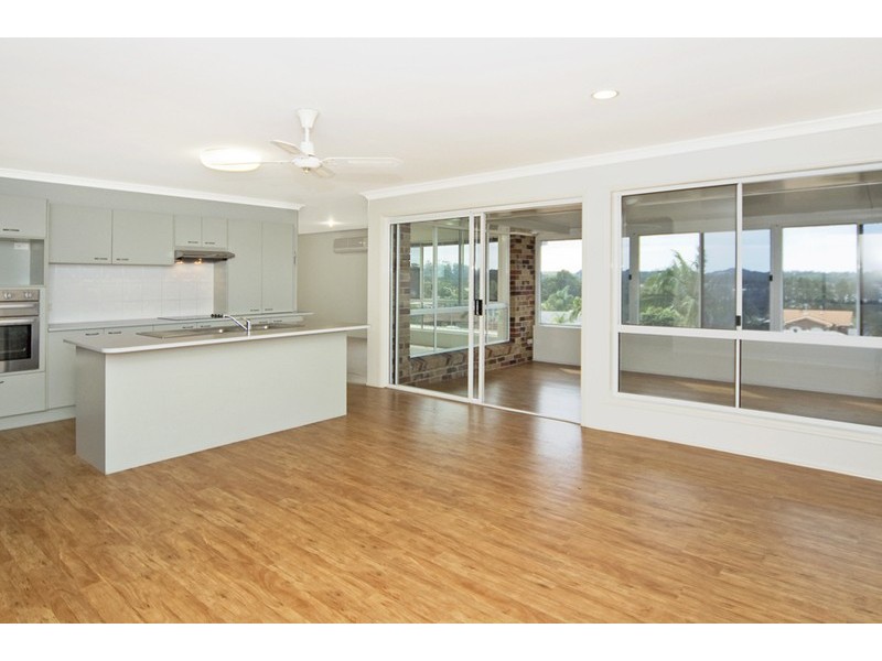 1 Cedar Ridge, Banora Point NSW 2486