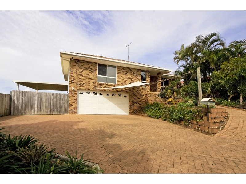 1 Cedar Ridge, Banora Point NSW 2486