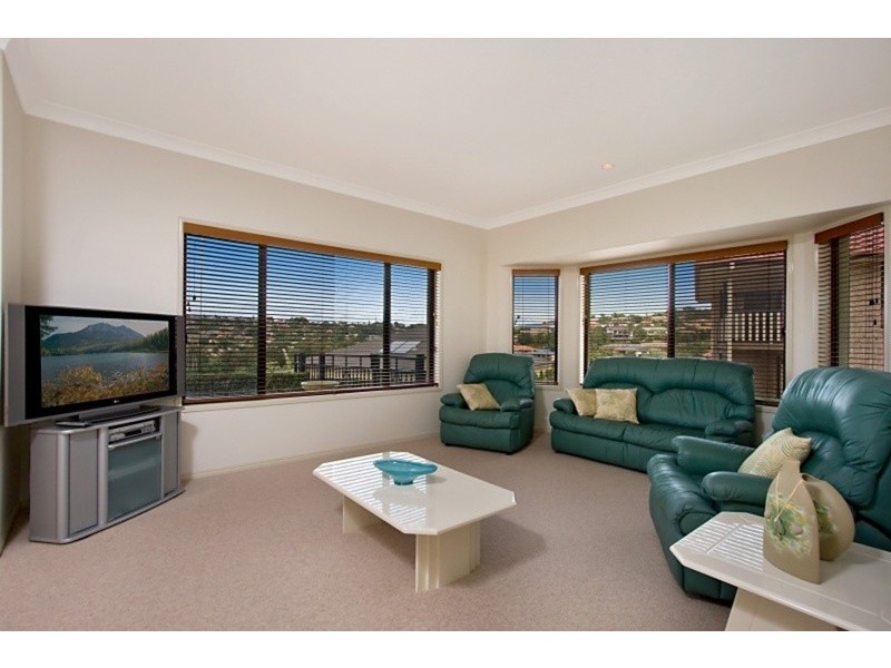7 White Fig Court, Banora Point NSW 2486
