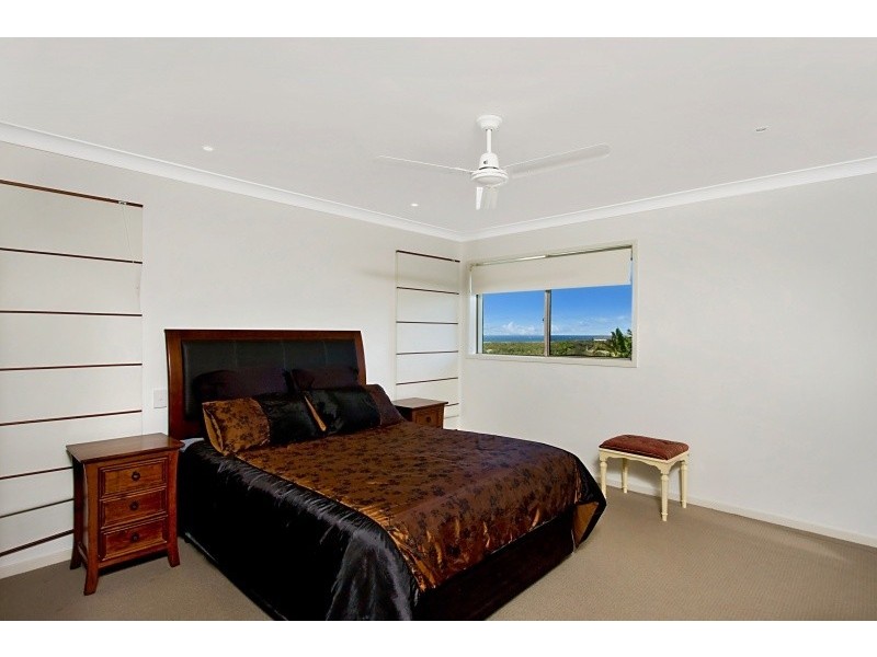 4A Oyster Point Road, Banora Point NSW 2486